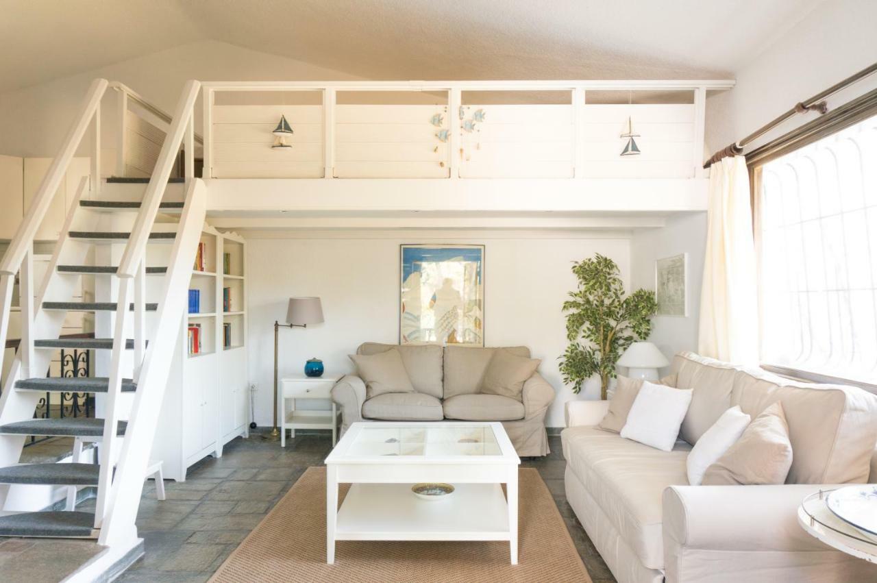 Villa Aurora In Sani With Garden And Pool エクステリア 写真